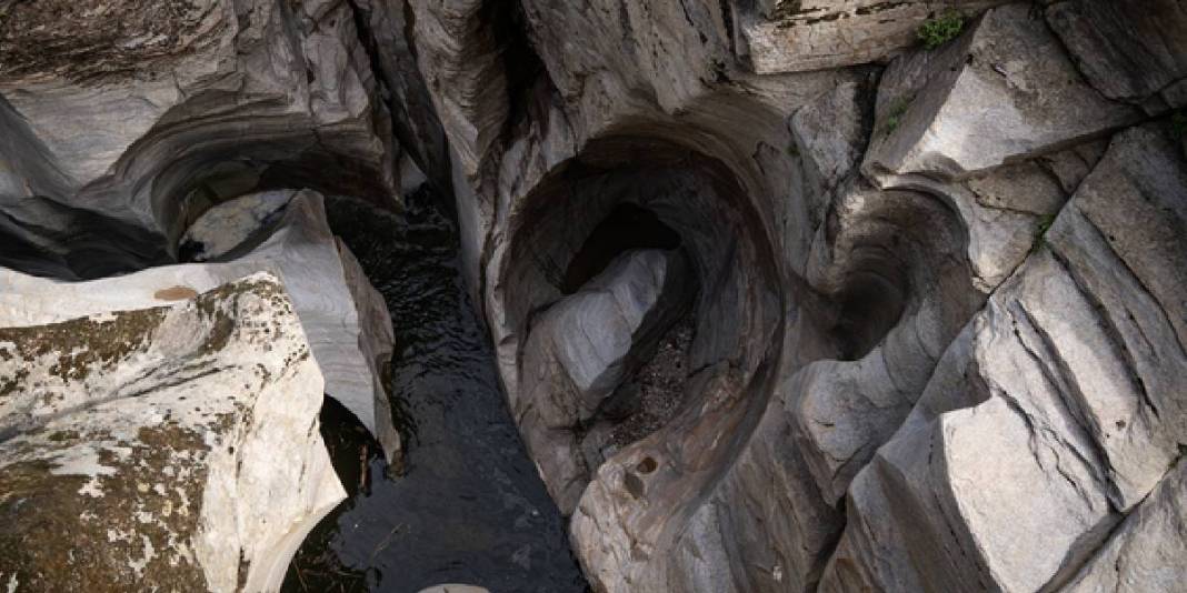 Türkiye’nin en renkli kanyonu: Ege’den uzanan masalsı sanat eseri 5